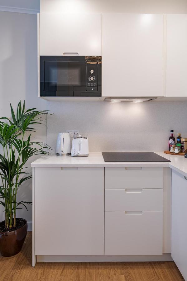 Peixeira Studios And Apartments Lisbon Bagian luar foto