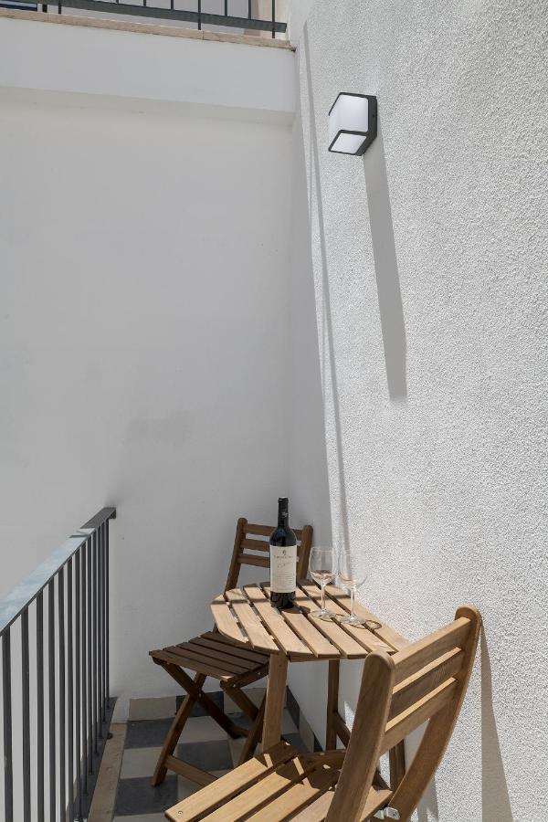 Peixeira Studios And Apartments Lisbon Bagian luar foto