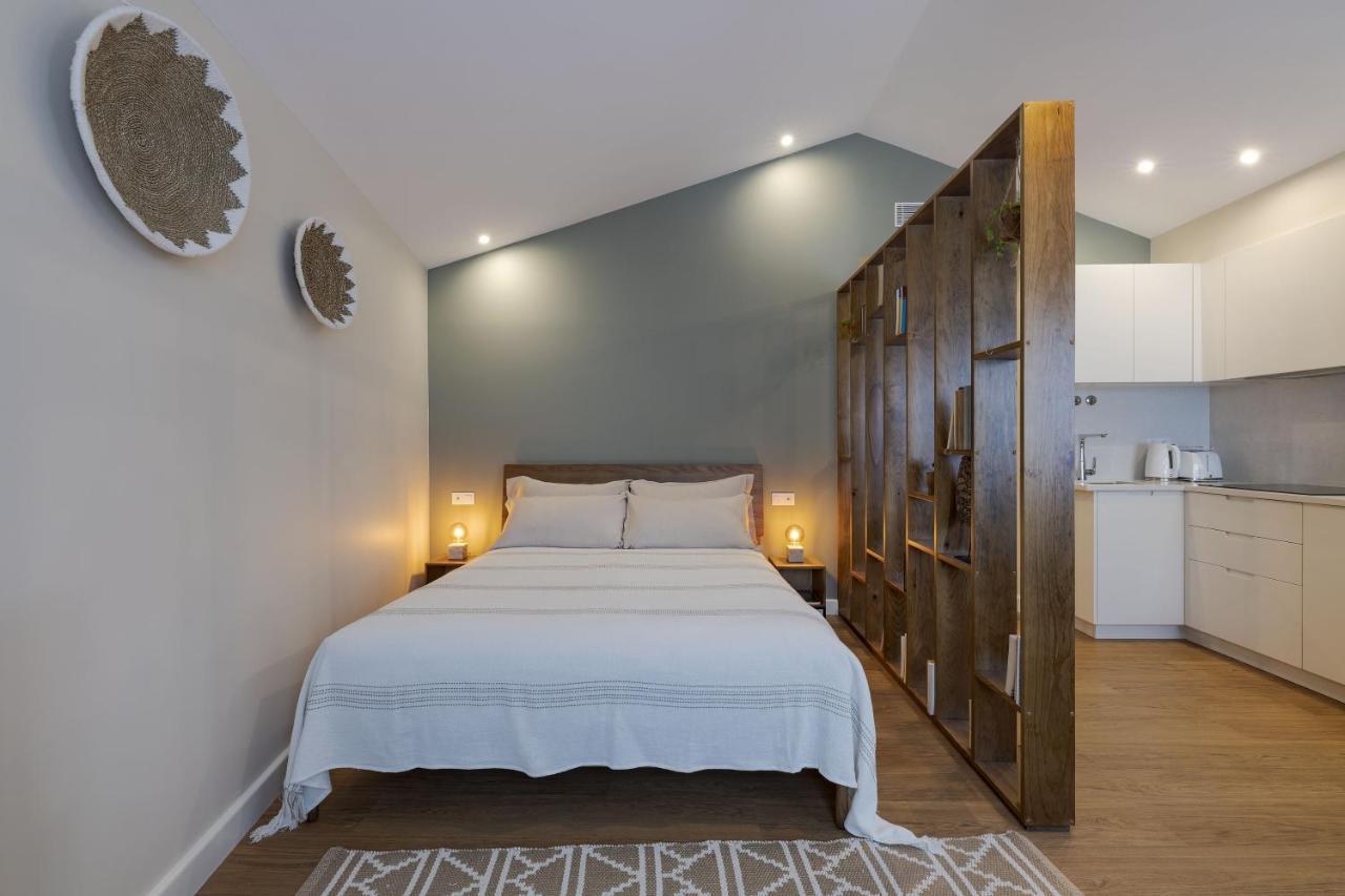 Peixeira Studios And Apartments Lisbon Bagian luar foto